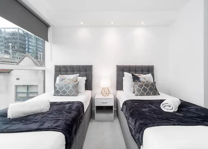Birmingham City Centre - 2 Bedroom Apartment - Top Rated - 97Q