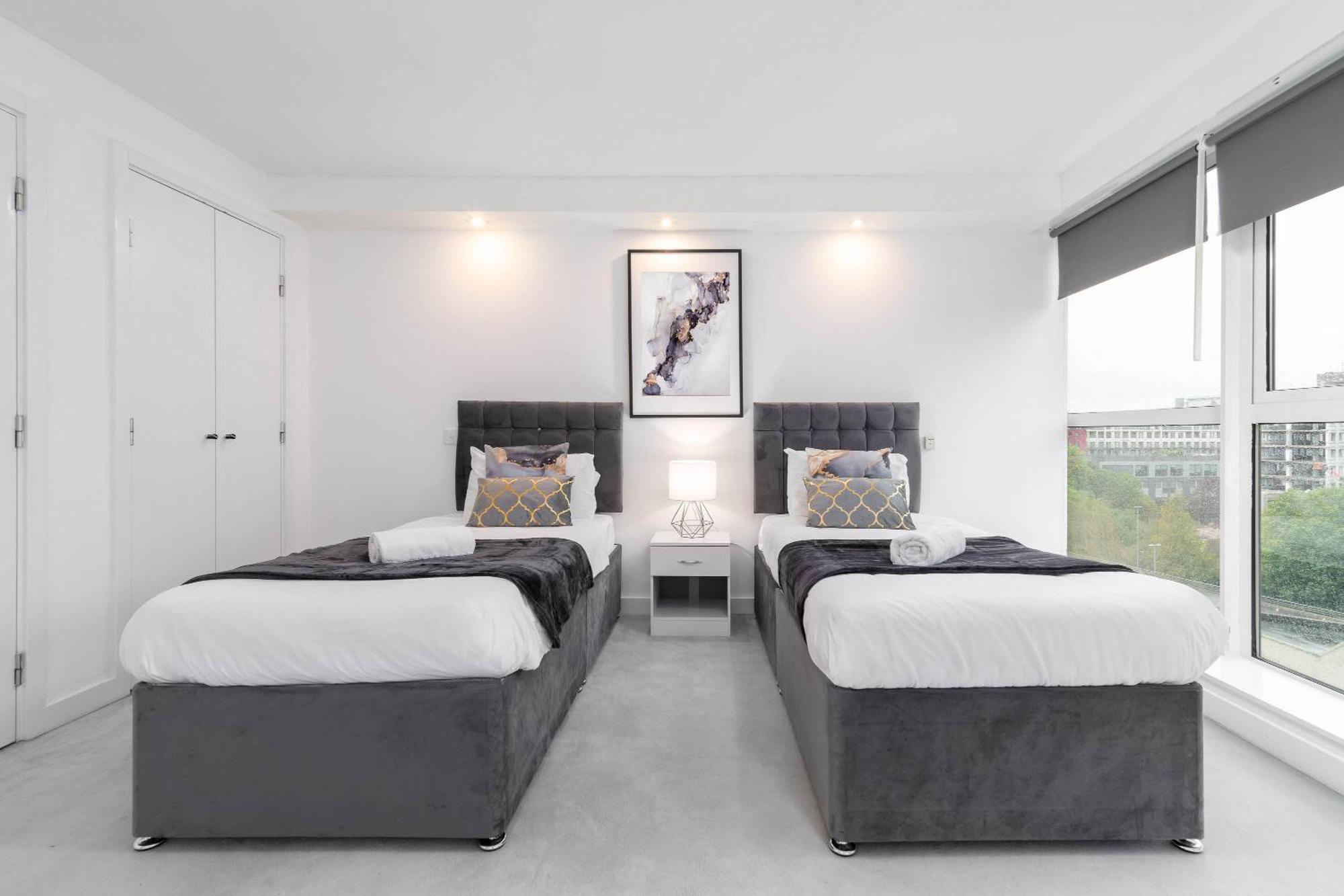 Centre - 2 Bedroom - Rated - 97q * Birmingham